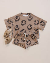 Shorts Set | Brown Smiley Face