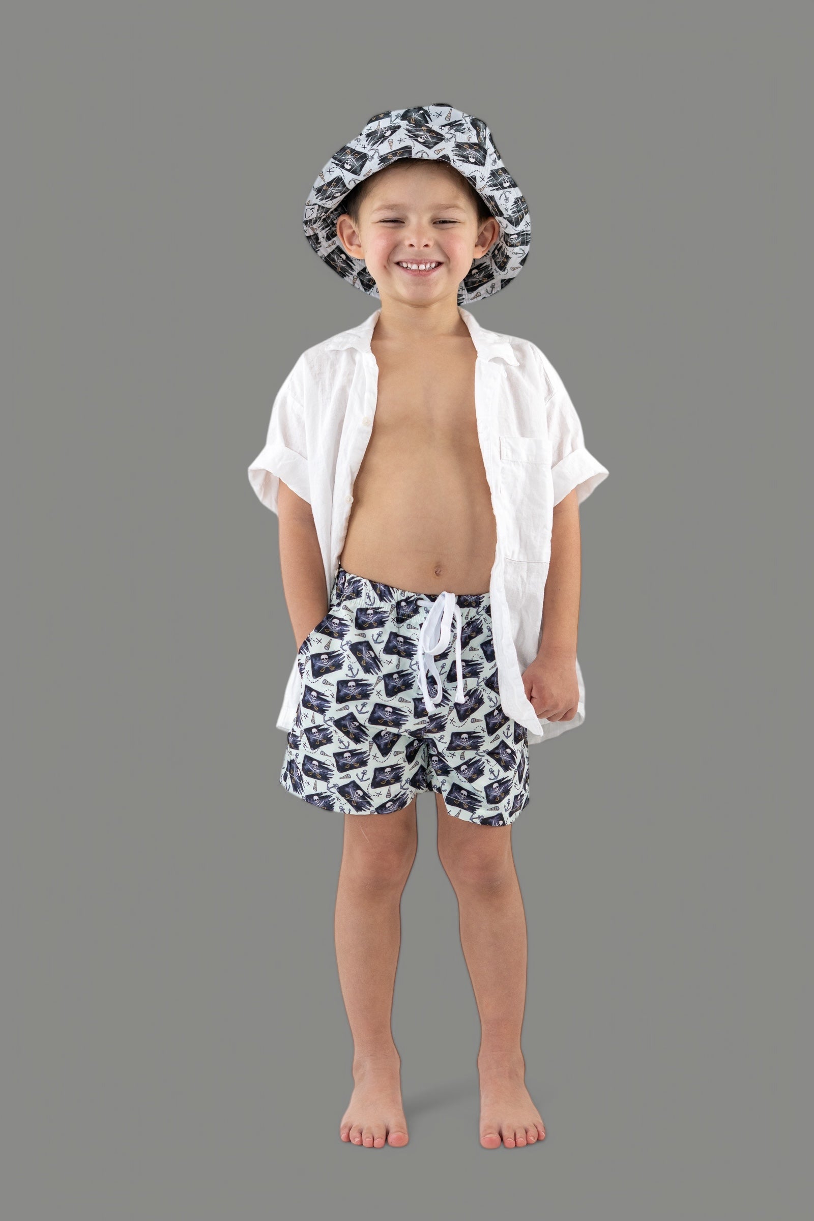 PIRATE CREW DREAM BUCKET HAT