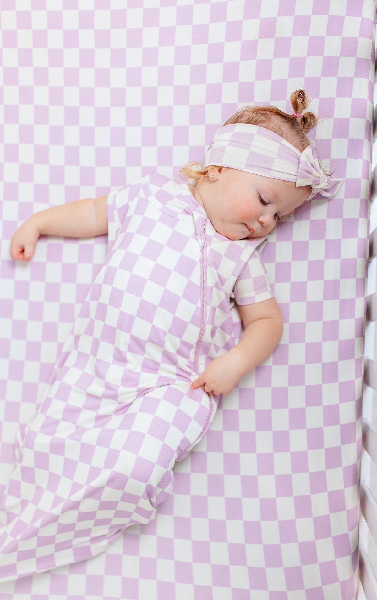 PERIWINKLE CHECKERS DREAM CRIB SHEET